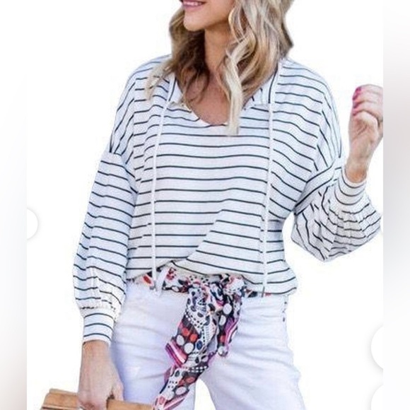 CABI Balloon SLV Drop Shoulder Keyhole Tie Preppy Beach Work B/W Stripe Tunic M - Picture 1 of 16